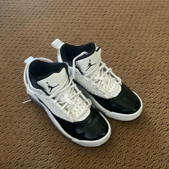 Nike Team Jordan - Picture 2 of 3